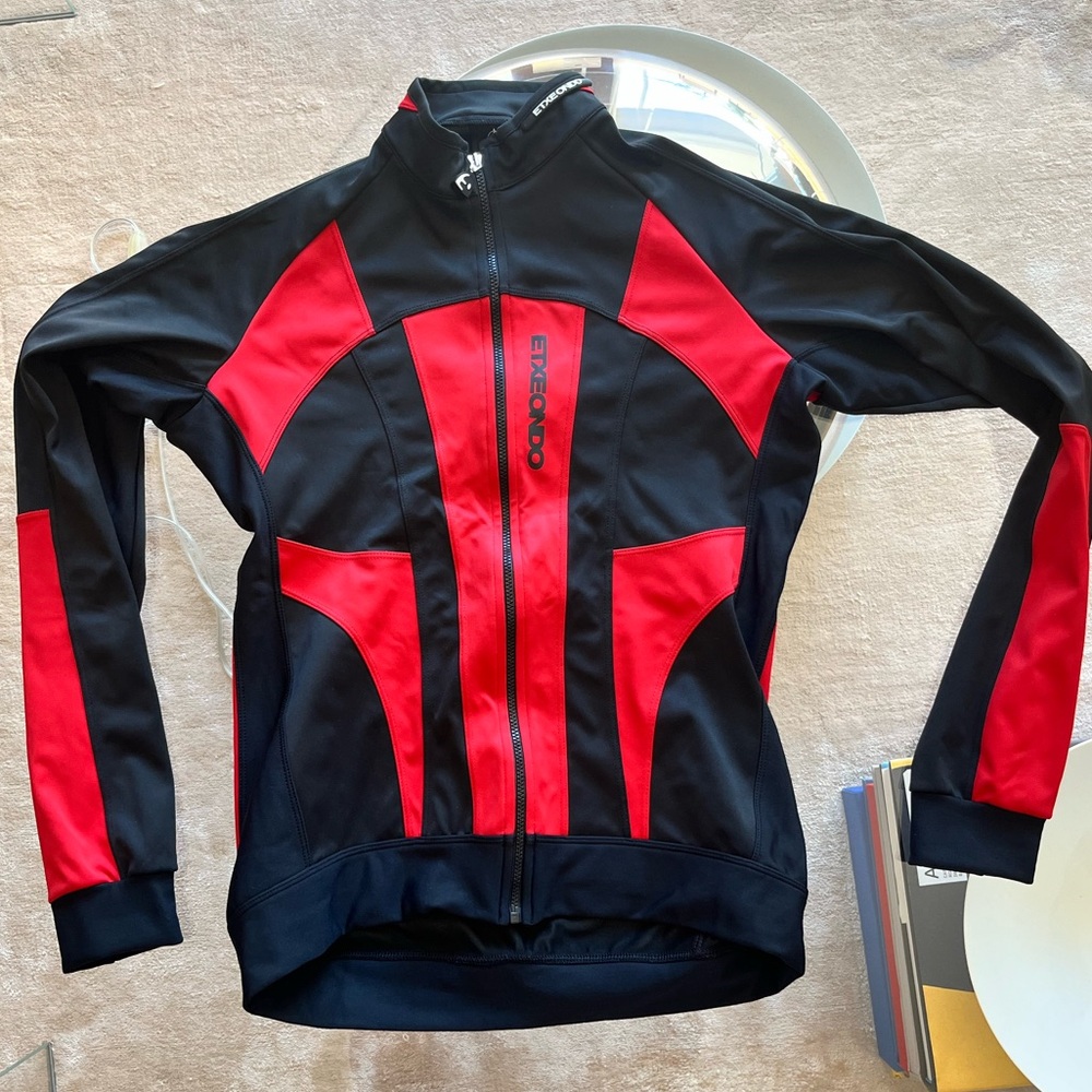 ETXEONDO Cycling Jacket Jersey Red Black Windstopper Full zip Women’s M